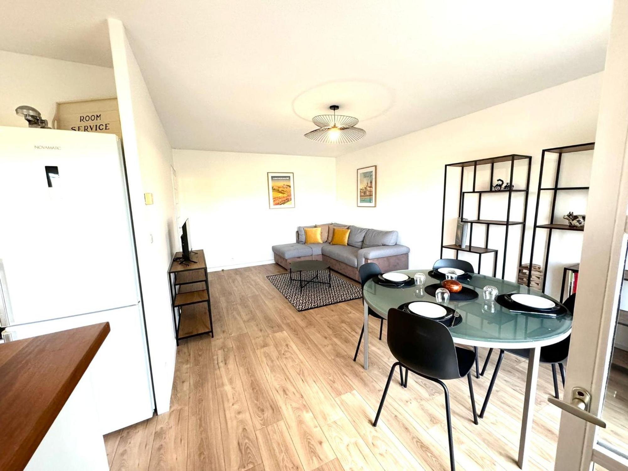 Appartement Quai Saone - By Primo C0Nciergerie Tournus Extérieur photo