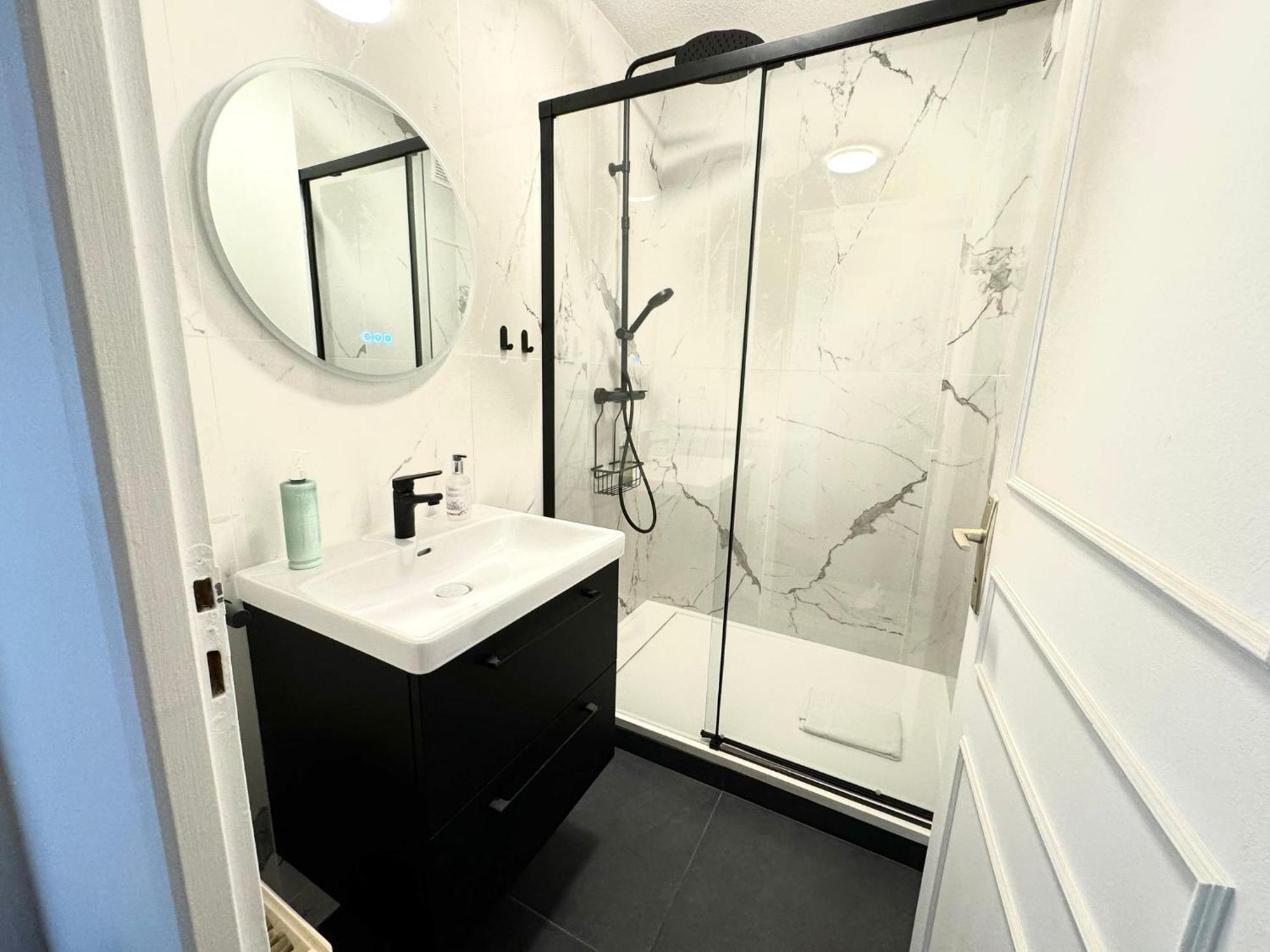 Appartement Quai Saone - By Primo C0Nciergerie Tournus Extérieur photo